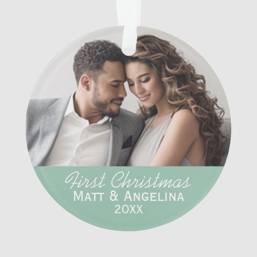 当社の初めてのクリスマス写真結婚-'または婚約 オーナメント (裏面)