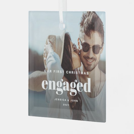 当社の初めてのクリスマス婚約したガラスフォトオーナメント ガラスオーナメント (正面左)