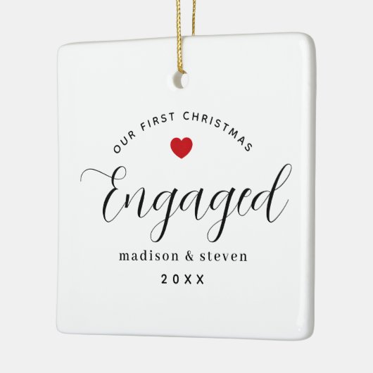 当社の初めてのクリスマス婚約したスクリプト赤いハート名 セラミックオーナメント (左)