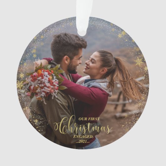 当社の初めてのクリスマス婚約した写真オーナメント オーナメント (正面)