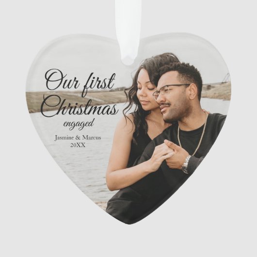 当社の初めてのクリスマス婚約した写真ハート オーナメント (正面)