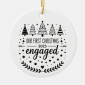 当社の初めてのクリスマス婚約した写真2025 セラミックオーナメント (正面)