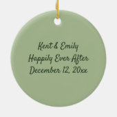 当社の初めてのクリスマス結婚の写真オーナメント セラミックオーナメント (裏面)