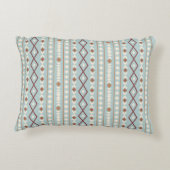 形状アステカVパターンラストクリームティール(緑がかった色) – 青 アクセントクッション (裏面)