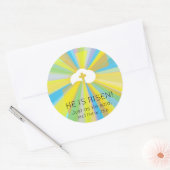 彩色光線を放つ雲と十字架の復活 ラウンドシール (封筒)
