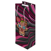 彫られた木製のルック砂糖スカルとフローラクラウン ワインギフトバッグ (裏面アングル)