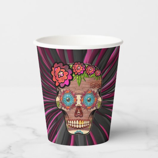 彫られた木製のルック砂糖スカルとフローラクラウン 紙コップ (正面)