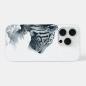 彫刻されたトラの横顔 ミスティックフォレスト iPhoneケース (裏面横)