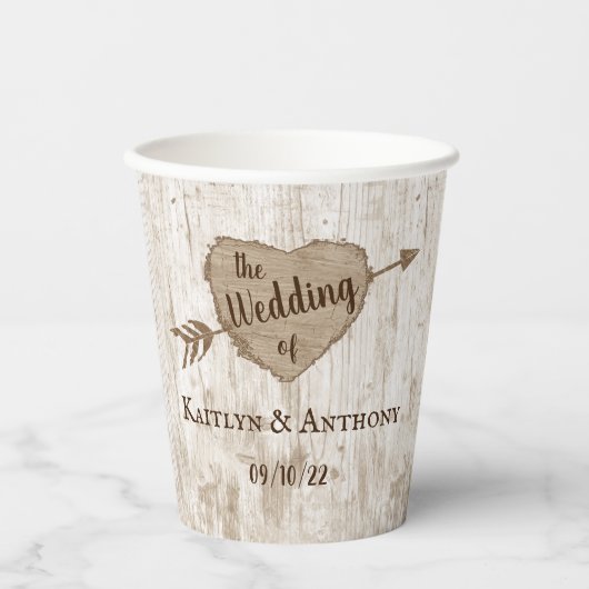 彫刻されたハート結婚のコレクション 紙コップ (正面)