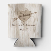 彫刻されたハート結婚ツリーのコレクションの好意 缶クーラー (正面)