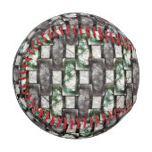 彫刻と染色された緑の灰色の長方形の部分 野球ボール (正面左)