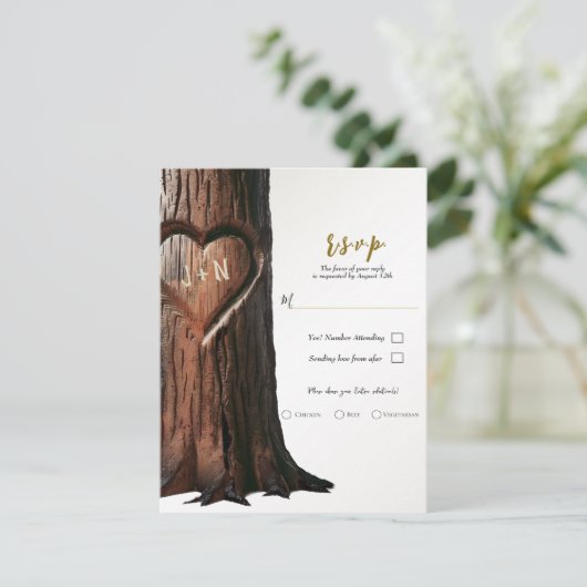 彫刻ハートの切り株　田舎風の結婚式の返信 RSVP 招待状 (スタンド正面)