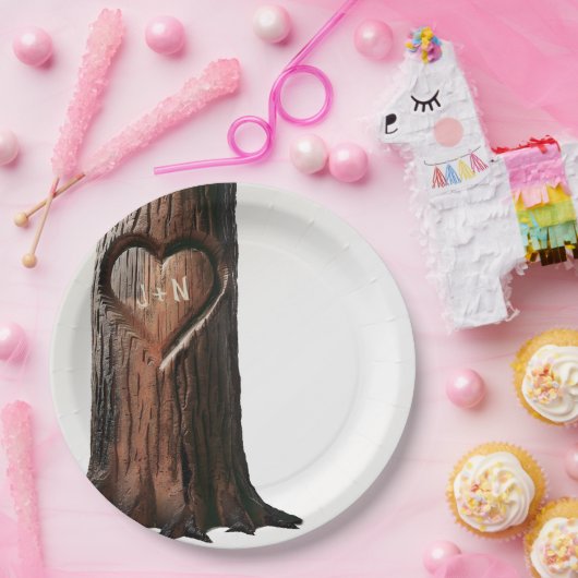 彫刻ハートツリーハート 農村風 ミニマル ウェディング ペーパープレート (パーティー)