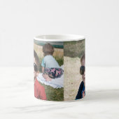 影がある双生児 コーヒーマグカップ (中央)