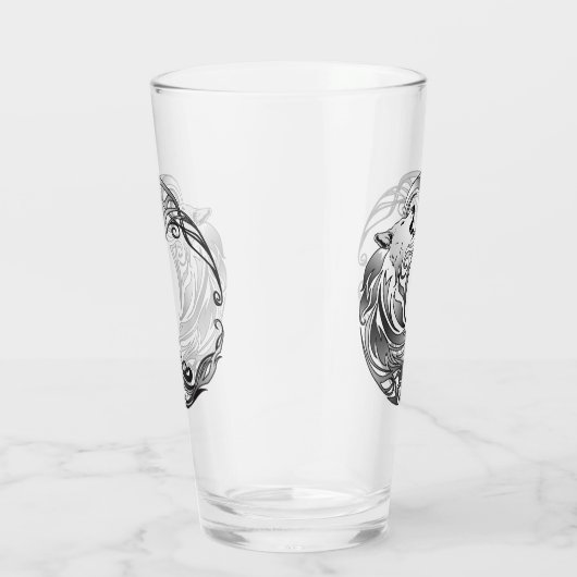 影で覆われる種族のオオカミ- タンブラーグラス (右)