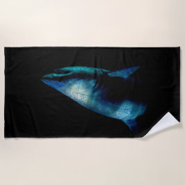 影に浮かぶサメ ビーチタオル