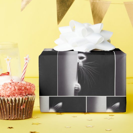 影に隠れている猫 ラッピングペーパー (誕生日パーティー)