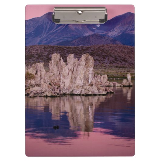 影の中の壮観なモノレーク クリップボード (正面)