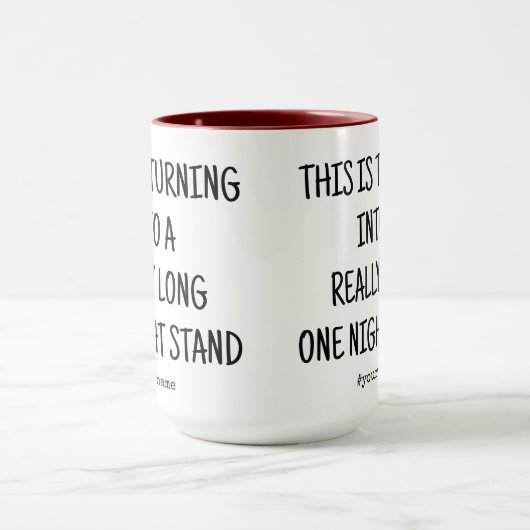 彼おもしろいのコーヒー一夜立ち記念日 マグカップ (中央)