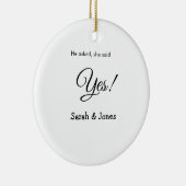 彼からプロポーズ 彼女もイエス シンプル ミニマル セラミックオーナメント (右)