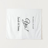 彼からプロポーズ 彼女もイエス シンプル ミニマル タペストリー (正面(横))