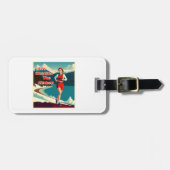 彼がキッチンサッシランナーの掃除を行う ラゲッジタグ (正面横)