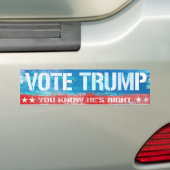 彼が正しいことを知っている – Vote Trump -.png バンパーステッカー (車上)