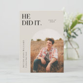 彼がAsh Archの卒業発表を行った 招待状 (スタンド正面)