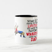 彼のお気に入りのなレスリング選手からのパパへのレスリングのマグ ツートーンマグカップ (中央)