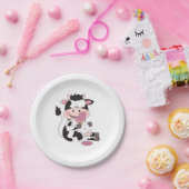 彼のお気に入りのな御馳走が付いているかわいいベビー牛漫画 ペーパープレート (パーティー)