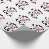 彼のお気に入りのな御馳走が付いているかわいいベビー牛漫画 ラッピングペーパー (角)