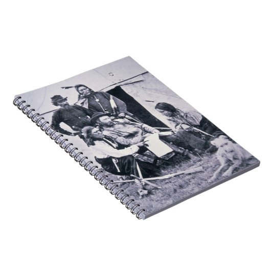 彼のインディアンを持つジョージA. Custer (1839-76年)概要 ノートブック (右側)