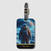 彼の後ろの宇宙スーツの地球の宇宙飛行士 ラゲッジタグ (正面縦)