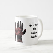 彼の手は手を癒している コーヒーマグカップ (正面右)