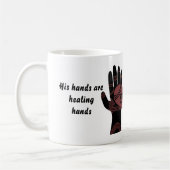彼の手は手を癒している コーヒーマグカップ (左)