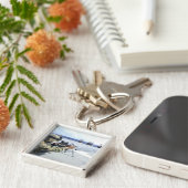 彼の武器を調整している米国海軍 キーホルダー (側面)