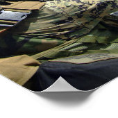 彼の武器を調整している米国海軍 ポスター (角)