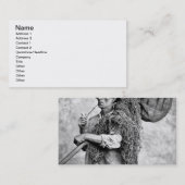 彼の網(b/wのphoを運んでいる漁師のポートレート 名刺 (正面/裏面)