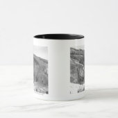 彼の群れから分かれているカウボーイ マグカップ (中央)