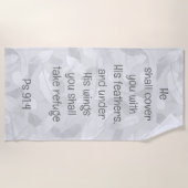 彼の羽でカバー聖書引用文Ps 91:4 ビーチタオル (正面)