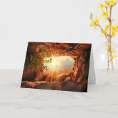 彼はここにいない。彼は起き上がった。イースター. カード (黄色い花)