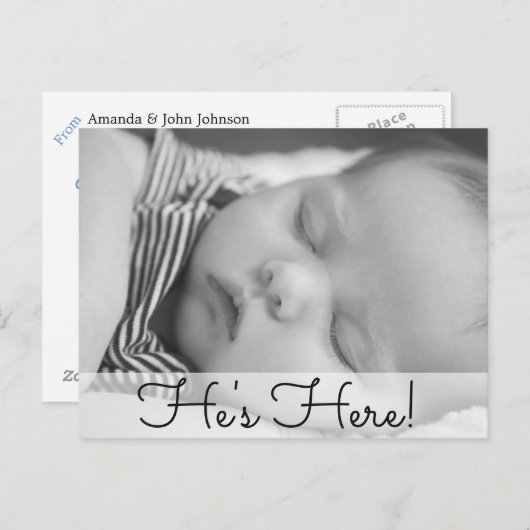 彼はここにいる。男の赤ちゃん誕生発表 案内ポストカード (正面/裏面)