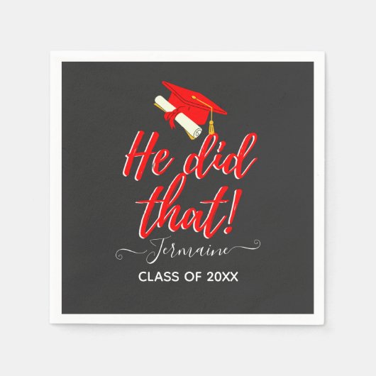 彼はそれをやった|赤おもしろい卒業 スタンダードカクテルナプキン (正面)