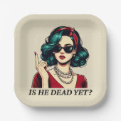 彼はまだことわざの暗おもしろいいユーモアのヴィンテージ ペーパープレート (正面)