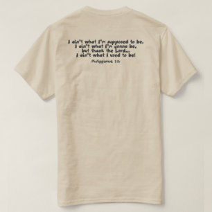 彼はまだ私に取り組んでいます! Tシャツ