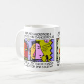 彼はマイクロフォンを持つ自由主義者です コーヒーマグカップ (正面左)