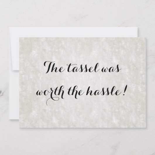 彼はマルーン大学の卒業とタッセルを行った 招待状 (裏面)