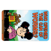 彼はミミズの缶を開けた マグネット (横)