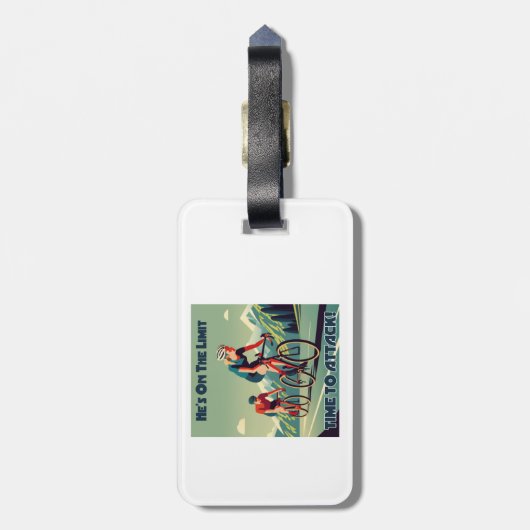 彼は女性のサイクリングを攻撃する制限時間に来ている ラゲッジタグ (裏面縦)