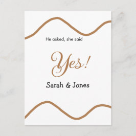 彼は尋ね、彼女はイエスと答えた シンプル ミニマルなエンゲージメント ポストカード